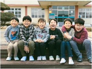 3월 단체사진.jpg